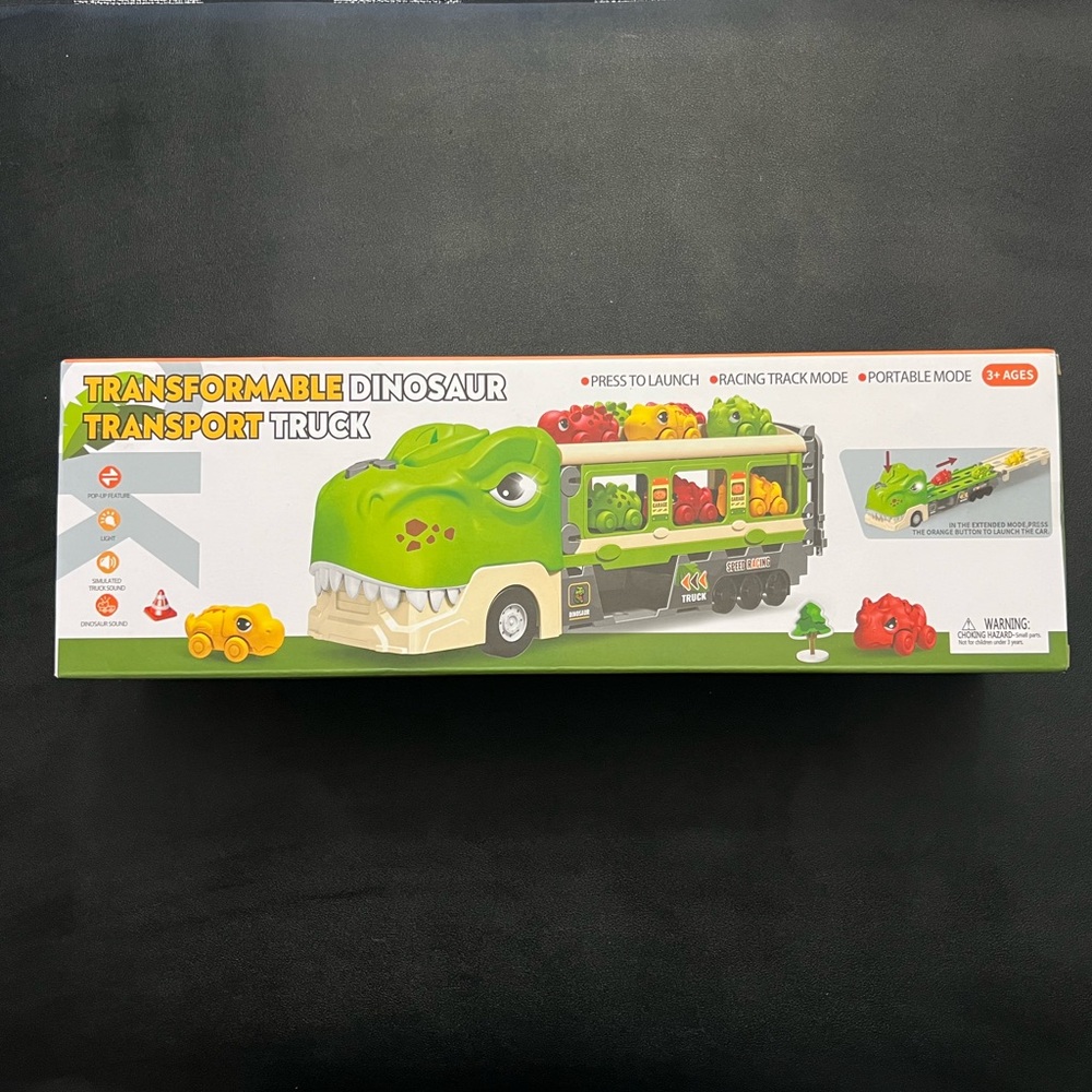 Transformable Dinosaur Transport Truck - Green - Picture 2 of 3